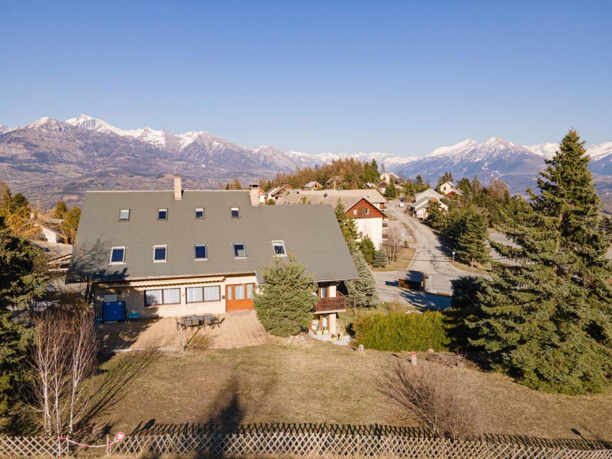 Maison L'Aiguille - 2 Appartements, 5 Chambres Et Table D'Hotes Au Pied De La Montagne A La Station De Laye Zewnętrze zdjęcie