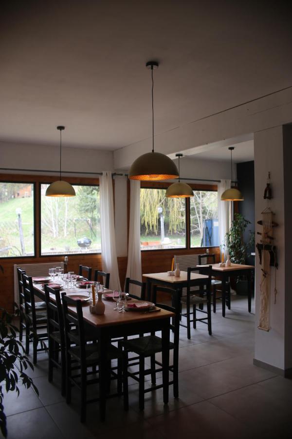 Maison L'Aiguille - 2 Appartements, 5 Chambres Et Table D'Hotes Au Pied De La Montagne A La Station De Laye Zewnętrze zdjęcie