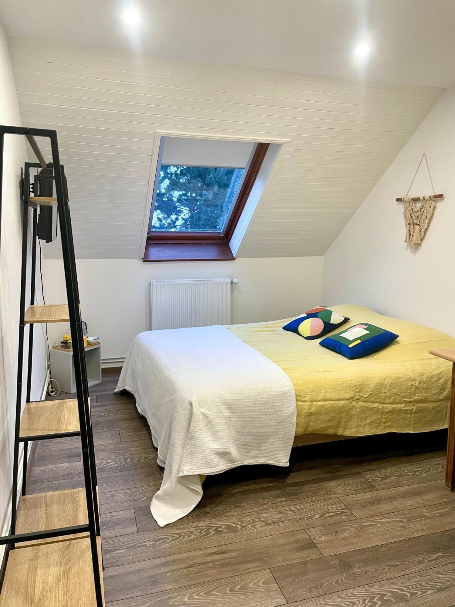 Maison L'Aiguille - 2 Appartements, 5 Chambres Et Table D'Hotes Au Pied De La Montagne A La Station De Laye Zewnętrze zdjęcie