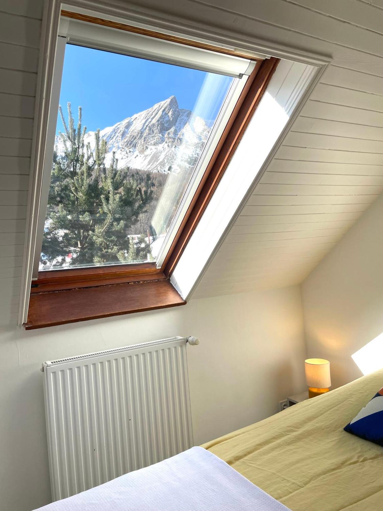 Maison L'Aiguille - 2 Appartements, 5 Chambres Et Table D'Hotes Au Pied De La Montagne A La Station De Laye Zewnętrze zdjęcie
